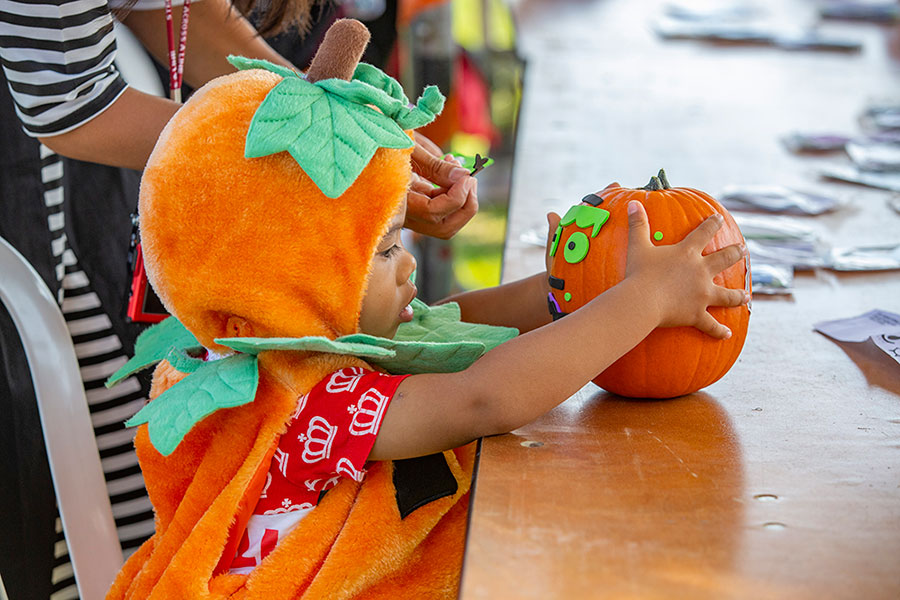 Kids Trick or Treating